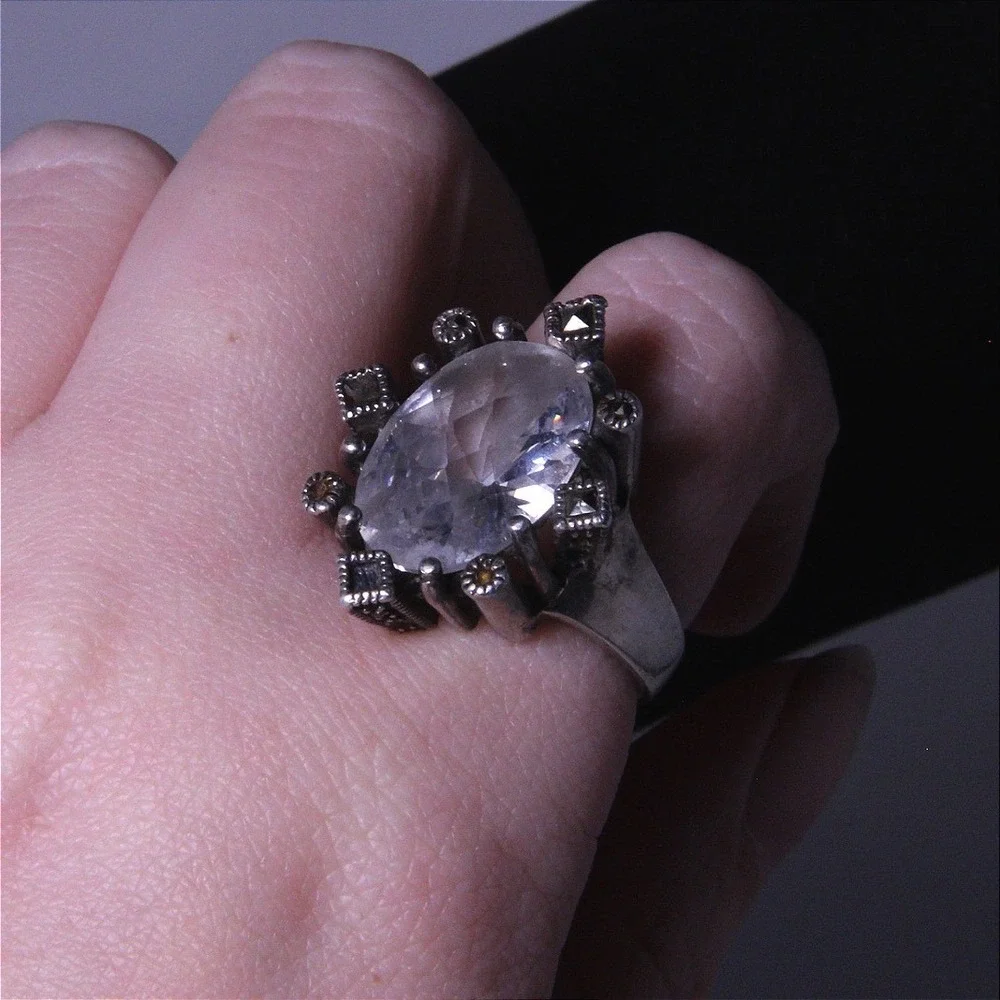 Vintage Sterling‎ Silver 925 Oval Clear Stone Marcasite Statement Ring Size 7.5